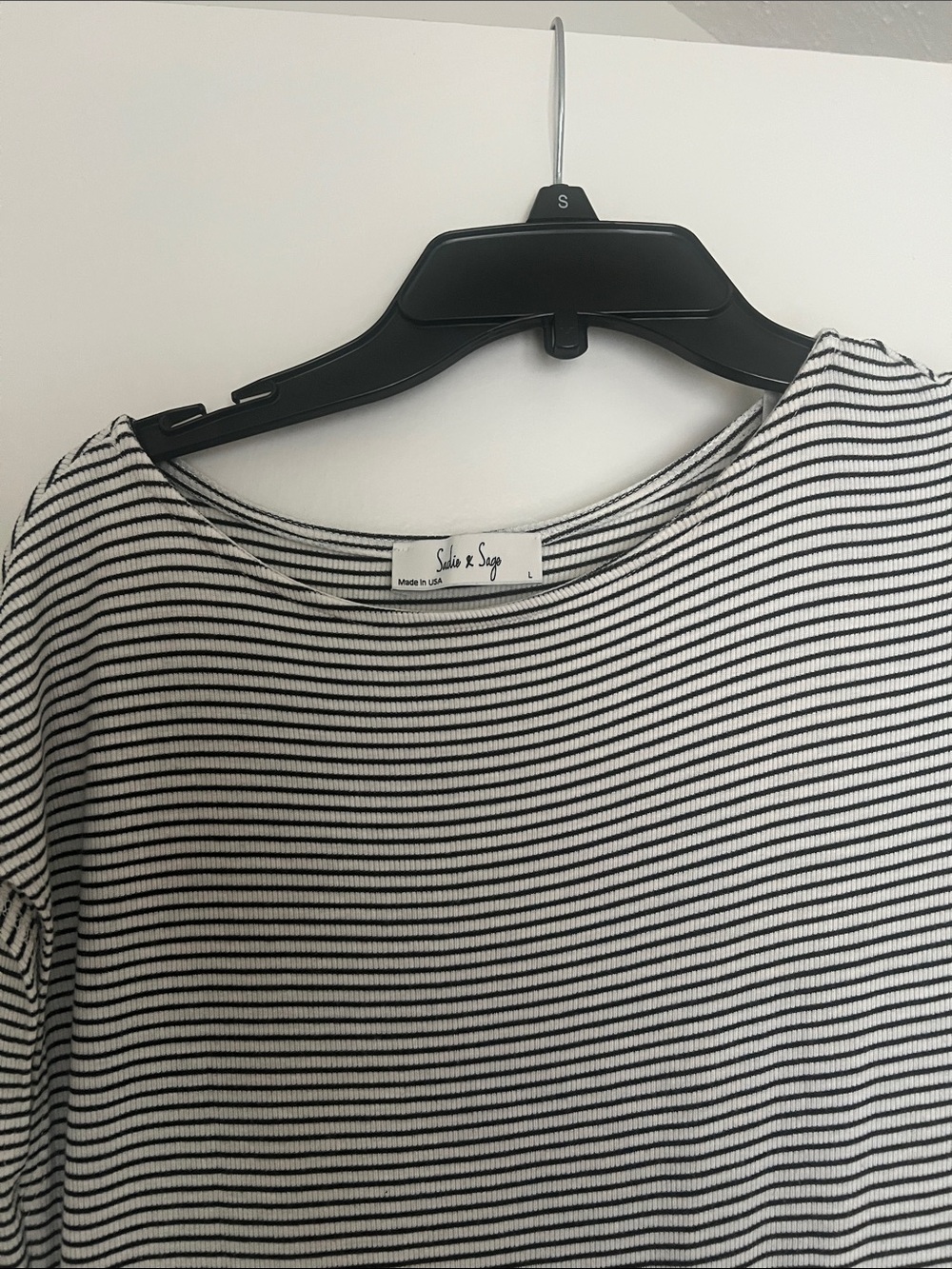 Sadie & Sage navy and White Striped cap sleeve dress
